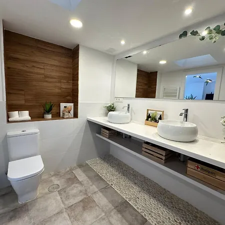 بيت للعطل Arbol Blaanco